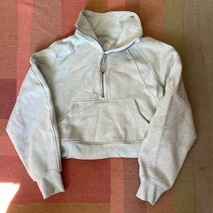 Stained lululemon scuba crop